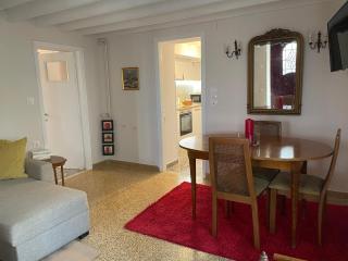 Peculiar Garden Apartment - Mitilene - 2
