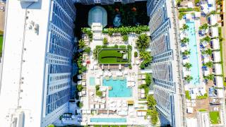 1 Hotel 1 Bedroom 1 and Half Bathroom Beachfront Residence With Balcony - 2
