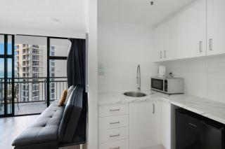 Unit 2 - Spectacular Sea Views in Surfers Paradise - Gold Coast - 1