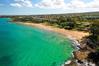 CampCar Maui Jeeps SUVs Hybrid Camper van Rentals with equipment and Travel Advice - Kahului - 3