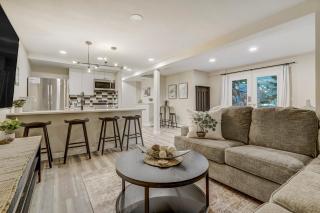 Lower Stone Lodge - Hot Tub - Game Room - Lower Unit - 3