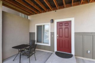 New Lower Condo-mins to downtown-Pet Friendly - 6