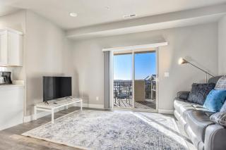 New Upper Condo-Covered Deck-Pet Friendly - 5
