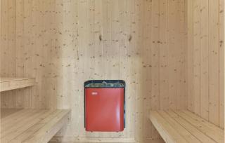 Holiday Home Faaborg 93 With Hot Tub - 2