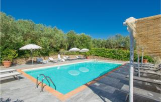 Beautiful Apartment In Lamporecchio - 4