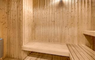Amazing Home In Væggerløse With Sauna - Marielyst - 4