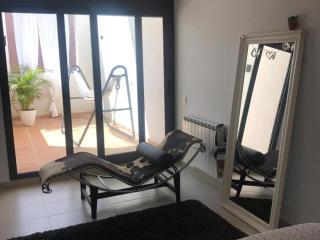 Casa familiar luminosa con piscina, cerca de la playa y parques, ideal para 6 personas en Cubelles - ES-332-5 - Cubelles - 4