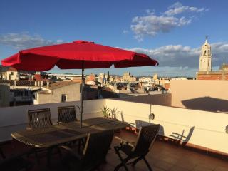 Ático Increíble con Terraza Privada en el Centro de Vilanova i la Geltrú - ES-332-7 - Vilanova i la Geltrú - 0