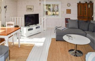 Gorgeous Home In Borrby With Wifi - Borrby - 8