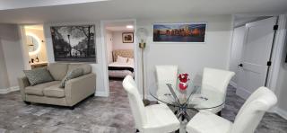 Entire 2 Bedroom Apartment in Kitchener - Kitchener - 4