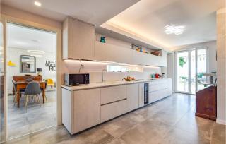 3 Bedroom Stunning Home In Lazise - Lazise - 7