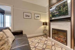 Explore the Blue Mountains on foot - Katoomba - 0