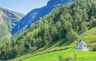4 Bedroom Stunning Home In Skjolden - Luster - 3