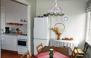 Two-Bedroom Holiday Home In Tving - Tving - 4