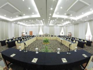 Puri Mega Hotel - 3