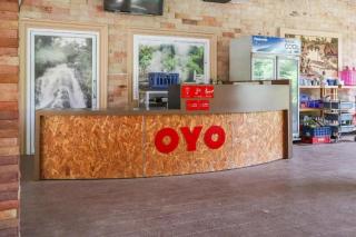 OYO 742 View Pruksa Resort - 4