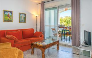 2 Bedroom Cozy Apartment In Marbella - Marbella - 8