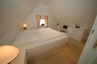 Haus am Dorfteich App 7 - Wenningstedt - 6