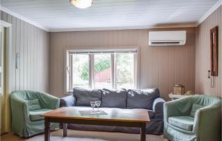 Lovely Apartment In Hebnes - Soland - 4