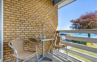 1 Bedroom Cozy Apartment In Allinge - Allinge - 1