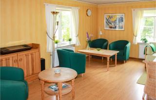 Nice Home In Urshult With Wifi - Urshult - 1