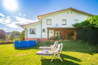 Casa Esteribar, espacioso alojamiento con jardín y barbacoa próxima a Pamplona - Larrasoaña - 9