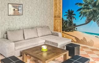3 Bedroom Awesome Home In Postomino - Postomino - 6