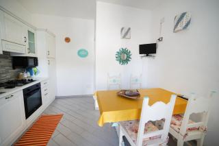 Sardinian Cottage, 150m from the sea, private Garden - Olbia - 1