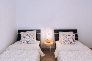 Mia Sirena Lighthouse 3min Walk to the Sea - Paphos - 1