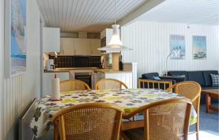 Amazing Home In Nexo With 3 Bedrooms And Wifi - Neksø - 6