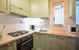 2 Bedroom Cozy Apartment In Camaiore - Camaiore - 4