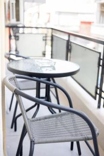 Modern 2-Bedroom Gem close to Metro - 2