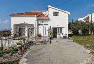 Apartments Maria with big garden - TA Leut Agency - Vrsi - 8