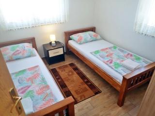 MARIVA - Starigrad-Paklenica - 3