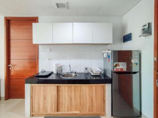 Tranquil Designed 2BR Apartment Dago Suites By Travelio - Bandung - 1