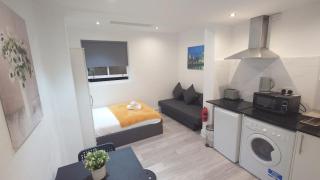 Comfort Camden Studio Apartments - 8