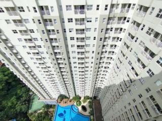 Stylish 1BR Apartment Parahyangan Residence By Travelio - 3