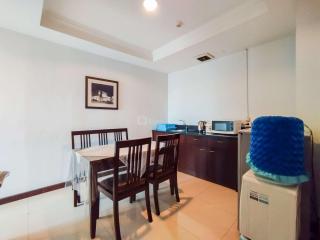 Homey 3BR Galeri Ciumbuleuit 1 Apartment By Travelio - Bandung - 2