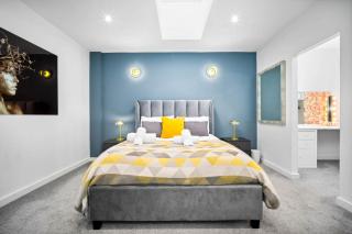 Luxury Apartment - Secure Parking - Gated Development - Near JQ & Birmingham City Centre - Top Rated - Flower Wall - 12SH - Birmingham - 3
