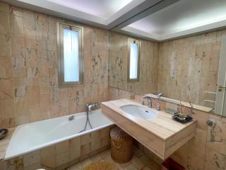 2 bedroom apartment with parking 3 mins from La Croisette beach - Cannes - 2
