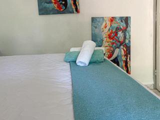 Monet Guesthouse - Marble Hall - 4
