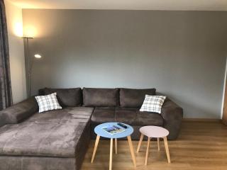 Maxi-Apartment Bodanum - mit eigener Terrasse - naturnahe Ortsrandlage - VDSL - 10 min zum Nürburgring - 7
