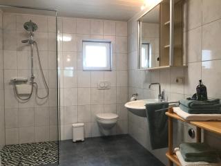 Maxi-Apartment Bodanum - mit eigener Terrasse - naturnahe Ortsrandlage - VDSL - 10 min zum Nürburgring - Bodenbach - 1
