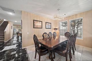 Katy Getaway Game Room Bbq Yard Sleeps 16 - Houston - 7