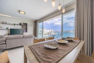 Luxury Seafront Apartment by SOLEA - Sliema - 3