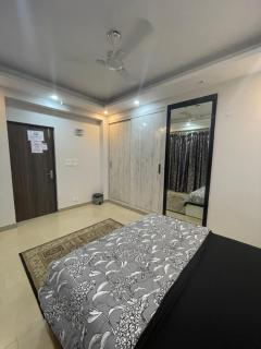 SUPERSTAY NEX - Noida - 4