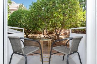 Stylish Apartment in Glyfada with Outdoor Patio - Athens - 5