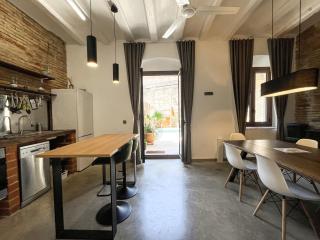 Aptw Pool in heart of old town - Girona - 4