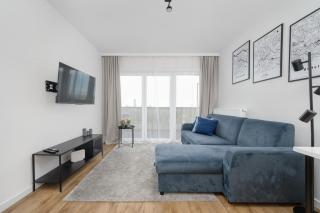 Klasyczny Apartament z Balkonem we Wrocławiu by Noclegi Renters - Wrocław - 0