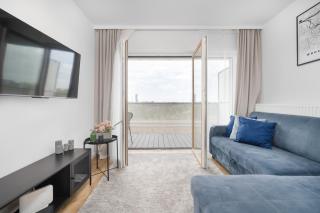 Klasyczny Apartament z Balkonem we Wrocławiu by Noclegi Renters - Wrocław - 2